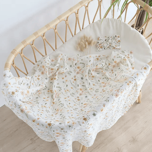 baby swaddle and topknot